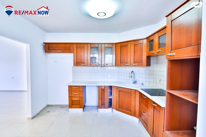 דירה, הסמדר 23, קרית כרמים, ראשון לציון