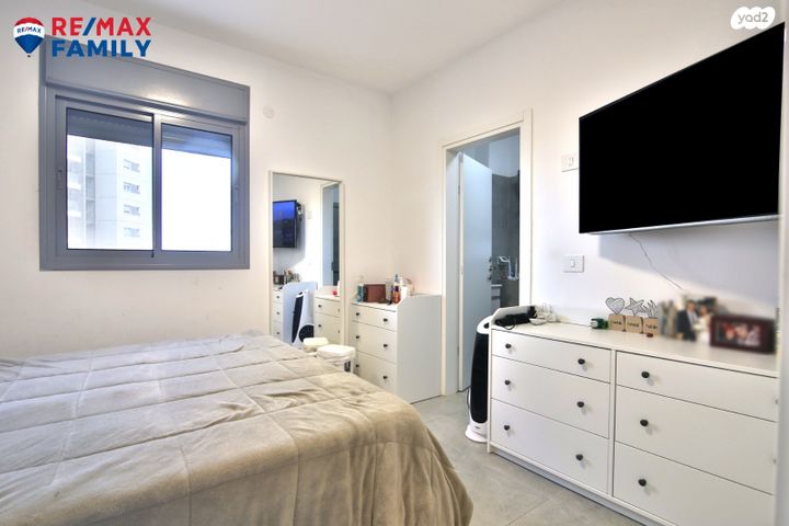 גג/ פנטהאוז, אהוד מנור 7, נאות אפק, אפקה, קרית ביאליק