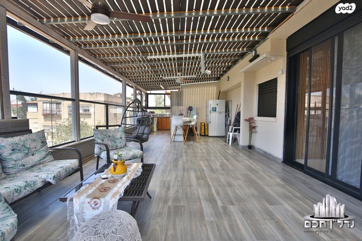 גג/ פנטהאוז, בנימין, מרכז העיר, סביניה, הוותיקה, קרית ביאליק