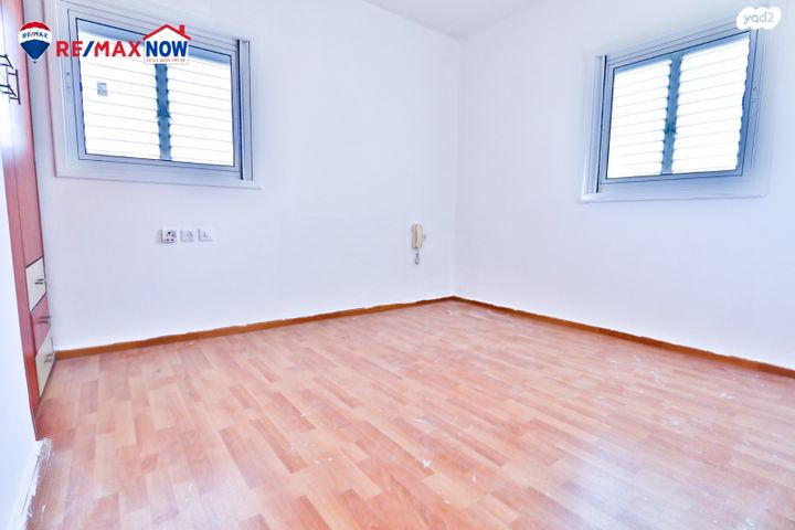 דירה, הסמדר 23, קרית כרמים, ראשון לציון