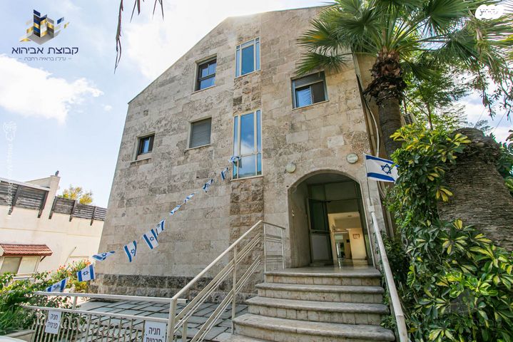 גג/ פנטהאוז