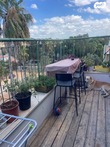 דירה, נחלת בנימינה, בנימינה גבעת עדה