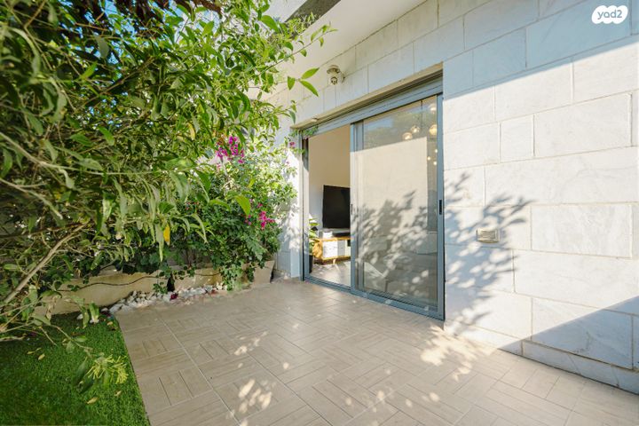 דירת גן, סביון 27, הפרחים, חריש