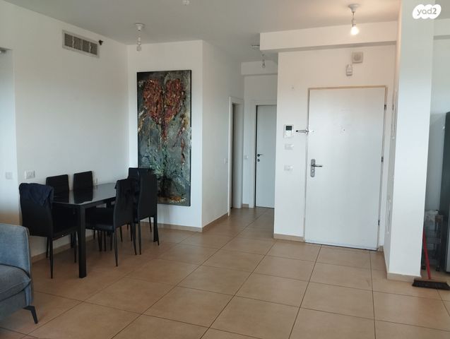 דירה, היובל, אור עקיבא