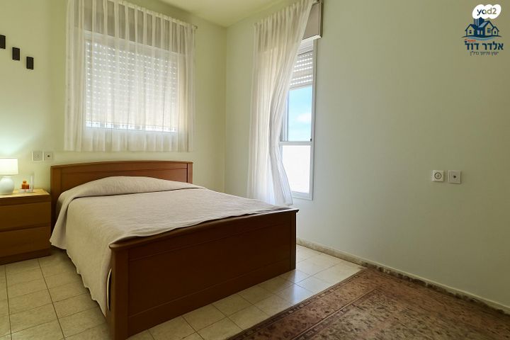 דירה, אורות, אור עקיבא