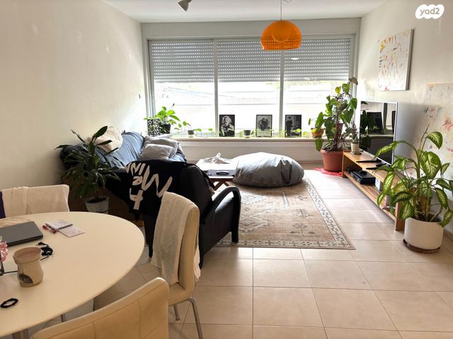 דירה, שדרות וייצמן, קרית יערים, רמת השרון