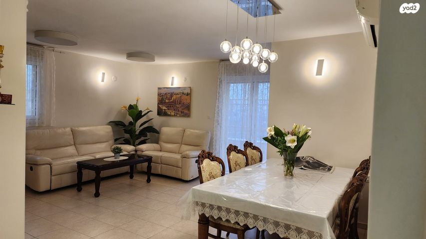 פליקס פרנקפורטר 