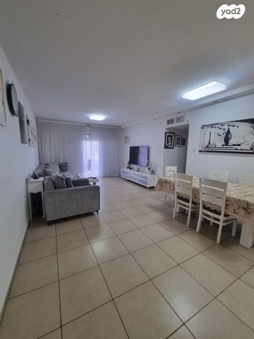 דירה, האיילון 15, גני יער, לוד