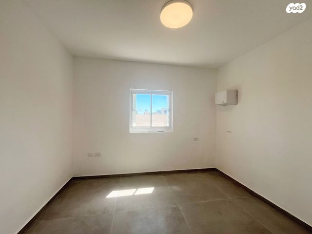 דירה, הל"ה 34, קטמון הישנה, ירושלים