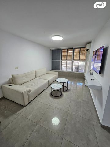 דירה, שדרות שלמה המלך 12, שרת, לוד