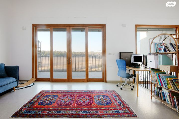 בית פרטי/ קוטג', מיתר / כרמית