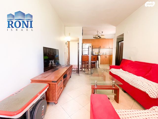 דירה, מנדלי מוכר ספרים, לב העיר, בת ים