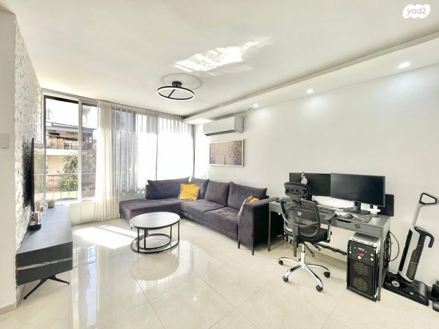 דירה, בתיה מקוב, ד' / מערב מרכז העיר, רחובות