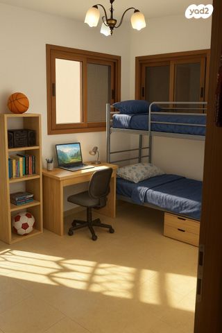 דו משפחתי, אנה פרנק, בנות חיל, ראשון לציון