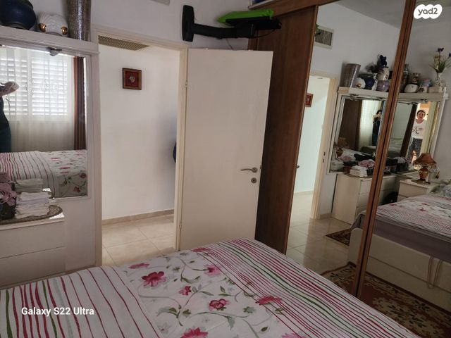 דירה, יאנוש קורצ'אק 4, לב העיר, בת ים