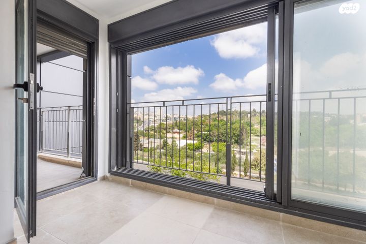 דירה, הרב הרצוג 79, גבעת הורדים, רסקו, ירושלים