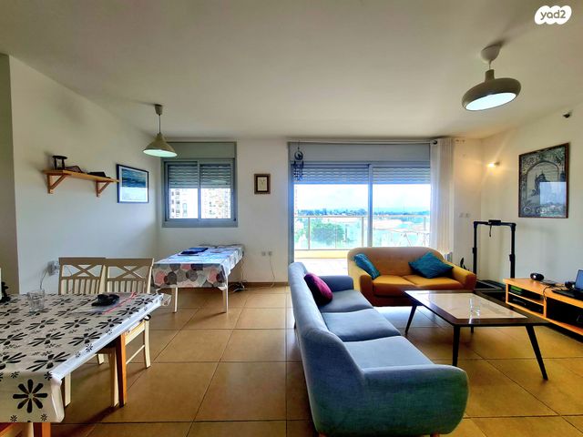 דירה, גינת אגוז 2, נווה גנים, פרדס חנה כרכור