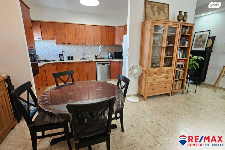 דירה, פרופ' נחום, כצנלסון, ראשון לציון