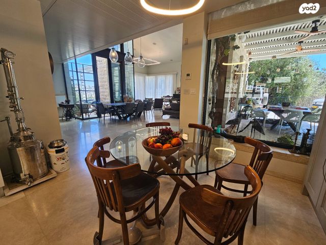 בית פרטי/ קוטג', מוצא עילית, מוצא עילית