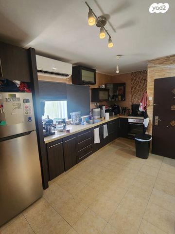 דירה, שדרות יוספטל, גבעה א', שביט, קרית אתא