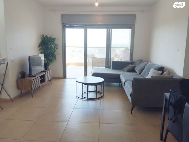 דירה, היובל, אור עקיבא