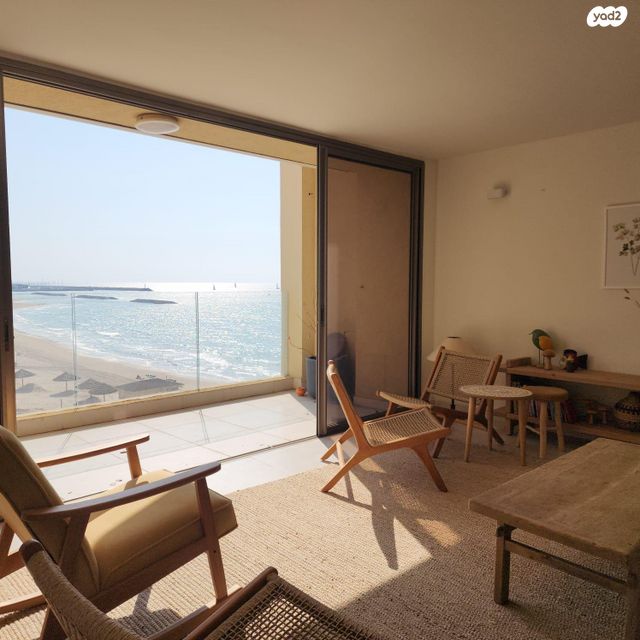 דופלקס, אלי לנדאו, הרצליה פיתוח, הרצליה