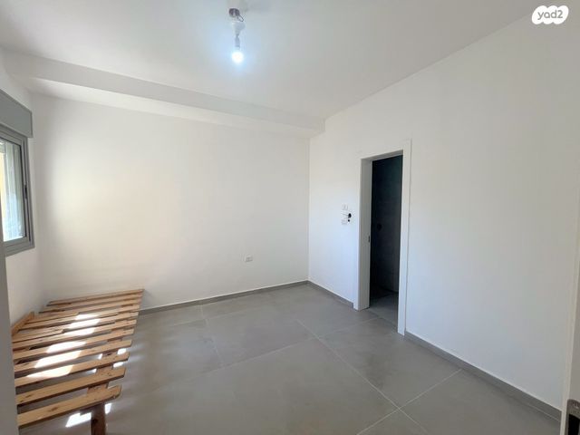 דירה, הל"ה 34, קטמון הישנה, ירושלים