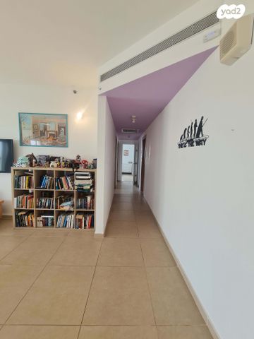 דירה, גינת אגוז 2, נווה גנים, פרדס חנה כרכור