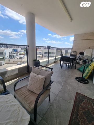 דירה, האיילון 15, גני יער, לוד