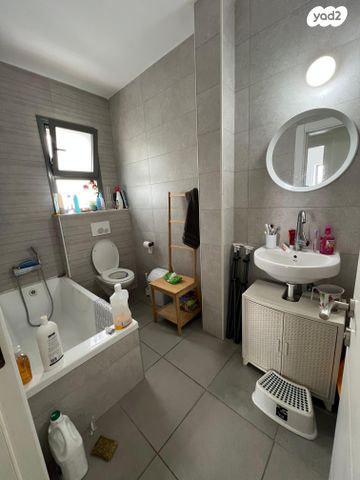 גג/ פנטהאוז, שדרות קק"ל, המחנה הצבאי, קרית מלאכי