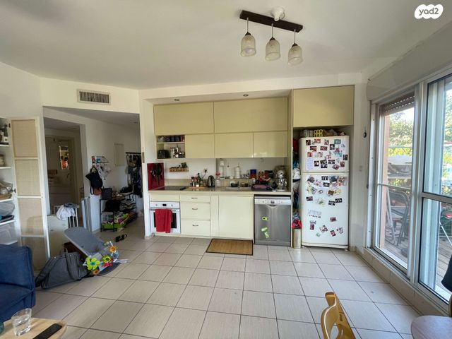 דירה, נחלת בנימינה, בנימינה גבעת עדה