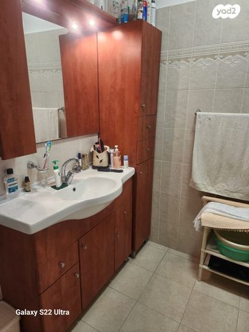 דירה, יאנוש קורצ'אק 4, לב העיר, בת ים