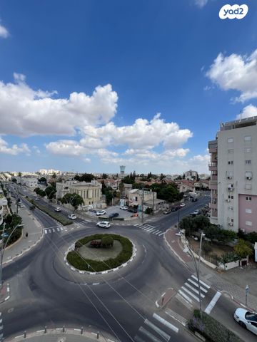 גג/ פנטהאוז, שדרות קק"ל, המחנה הצבאי, קרית מלאכי
