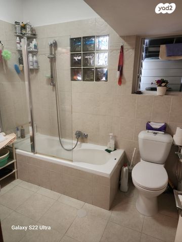 דירה, יאנוש קורצ'אק 4, לב העיר, בת ים