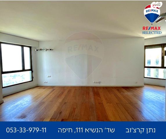 דירה, שדרות הנשיא 111, מרכז הכרמל, חיפה