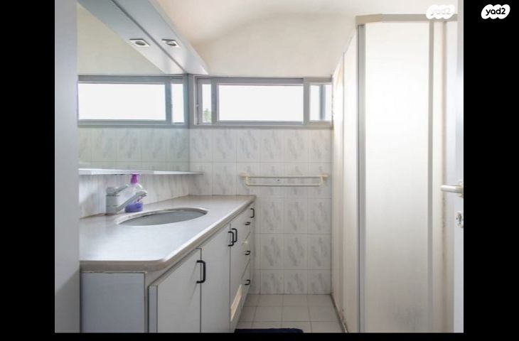 דו משפחתי, חיפה