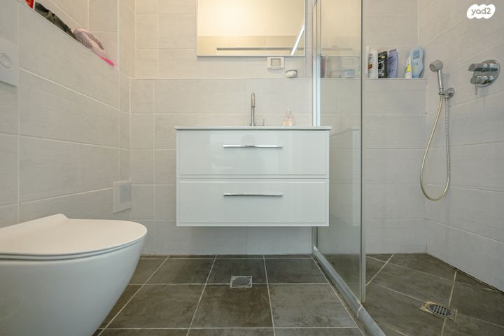 דירת גן, סביון 27, הפרחים, חריש