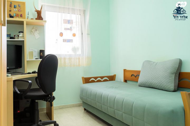 דירה, אורות, אור עקיבא