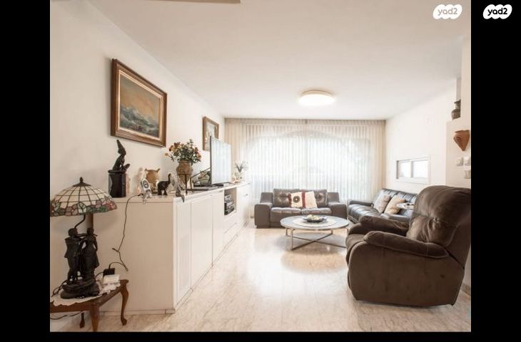 דו משפחתי, חיפה