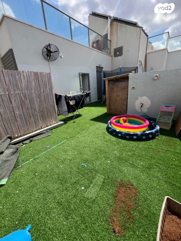 גג/ פנטהאוז, שדרות קק"ל, המחנה הצבאי, קרית מלאכי