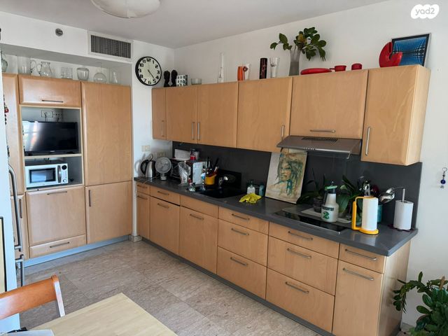 דירה, יפה נוף, כרמל מרכזי - שד' קיש, חיפה