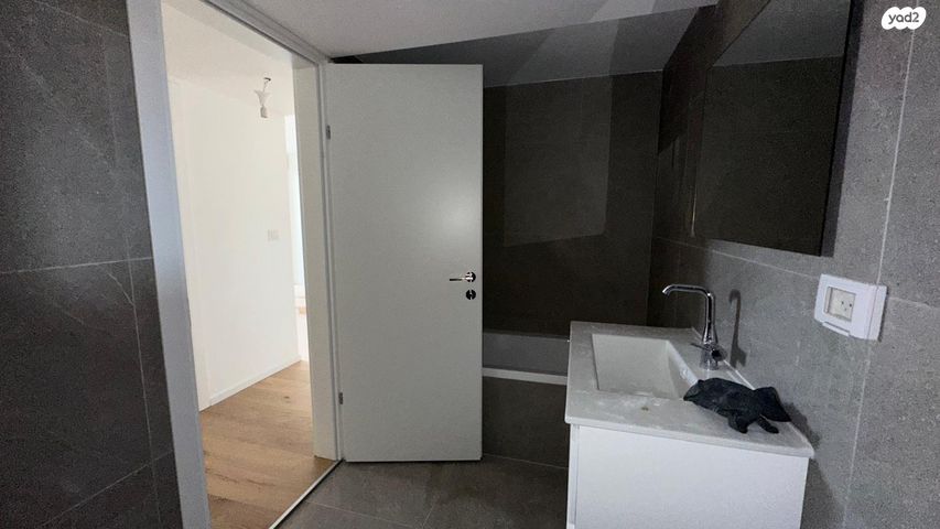 דירה, שאר העיר, הוד השרון