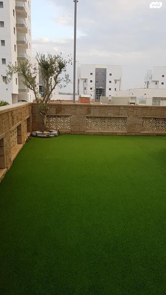 שקמים ואגמים