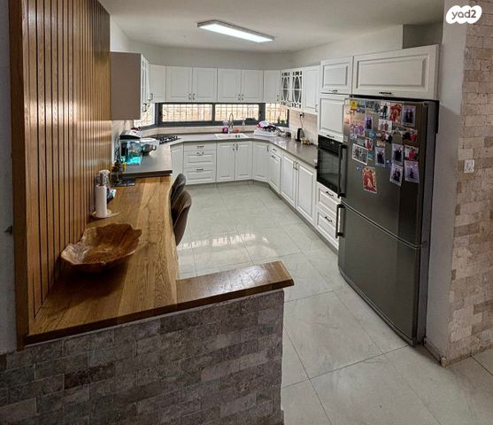 דו משפחתי, אפרים לוזון 26, נווה אלון, לוד