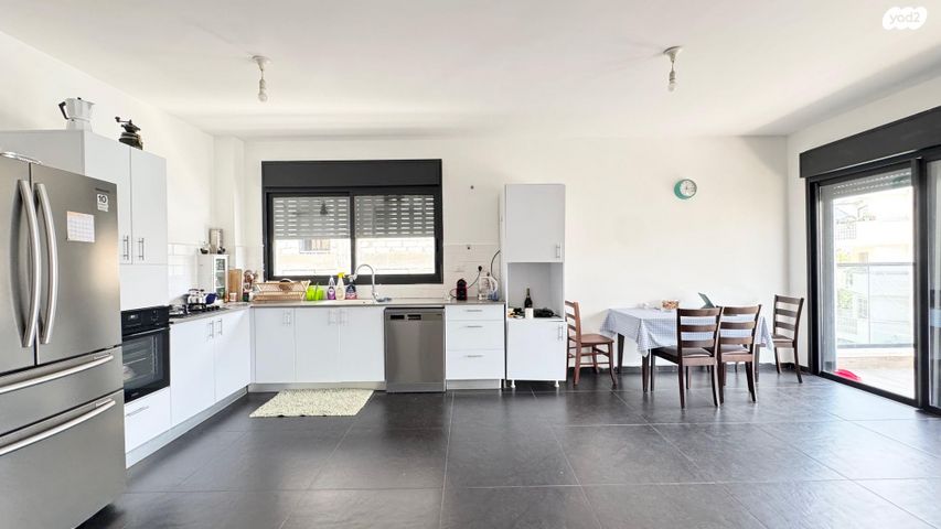 דירה, הרא"ז 11, א' / צפון מזרח העיר, רחובות