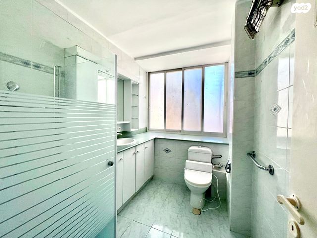 דירה, שדרות ניצה 22, צפון מערב מרכז העיר, נתניה