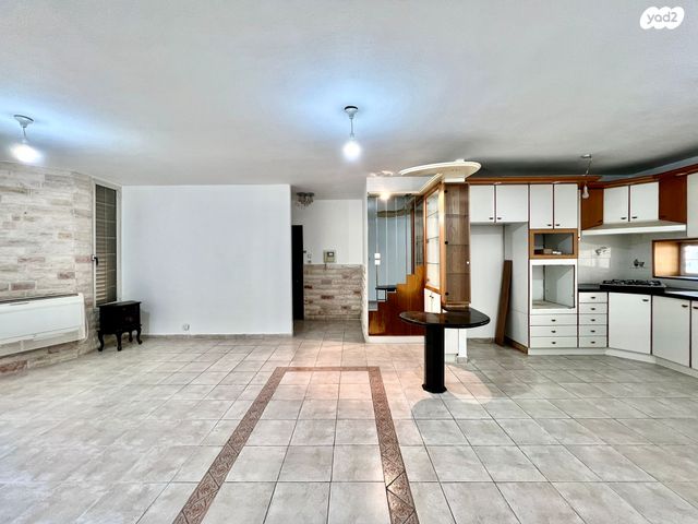 דירה, שדרות ניצה 22, צפון מערב מרכז העיר, נתניה