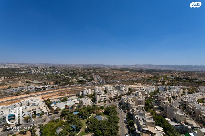 דירה, ירח אב, הכרמים, מודיעין מכבים רעות