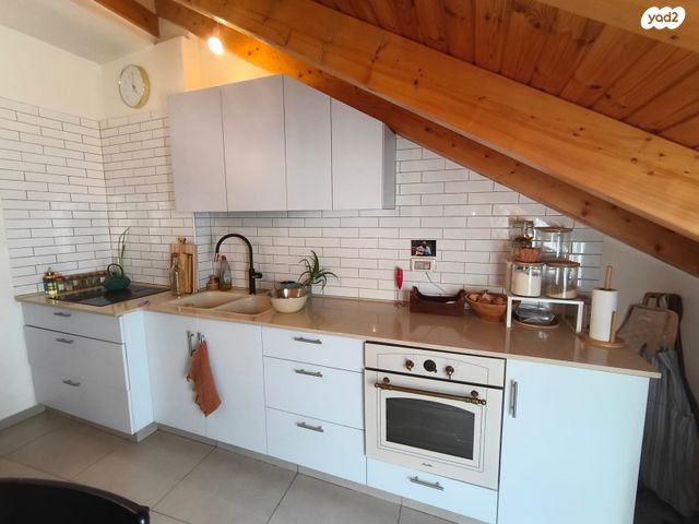 דירה, אילת 16, מחנה יהודה - לב העיר, ירושלים