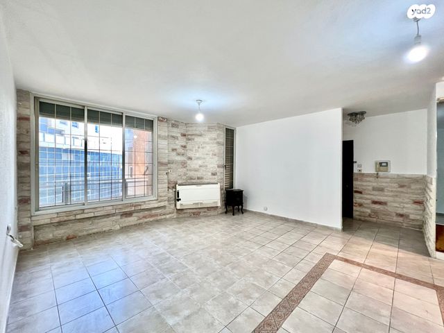 דירה, שדרות ניצה 22, צפון מערב מרכז העיר, נתניה